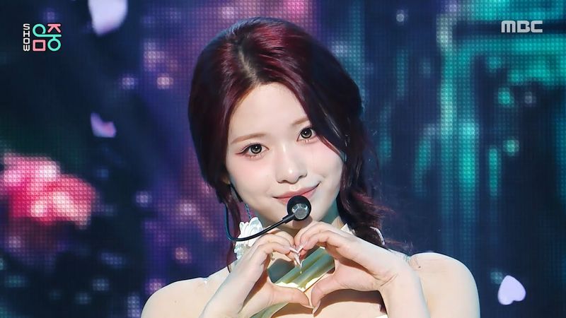 RESCENE (리센느) - Bloom | Show! MusicCore | MBC251213방송