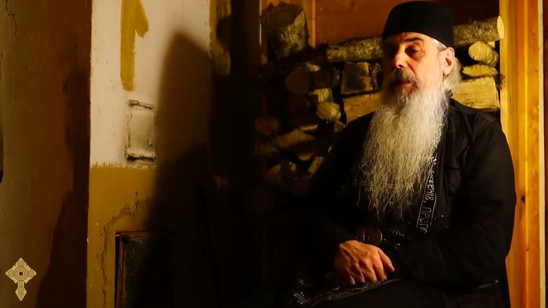 Святая вода и молитва как защита от бесовских сил. Случай из практики.