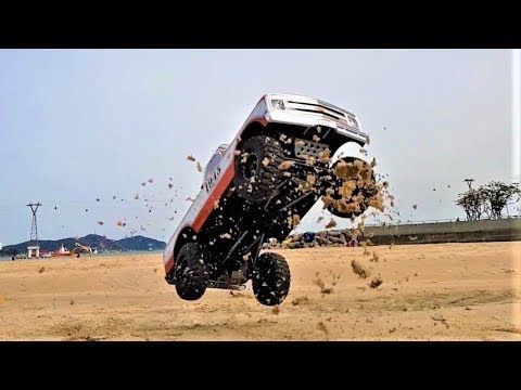 RC Car Xtra Speed XS01 Axial SCX10 Chevy C10 Sand Beach Trail Bash