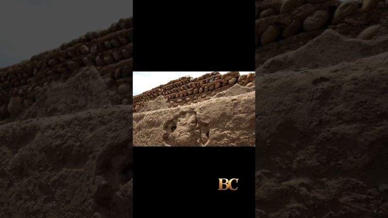 Archaeologists unveil 3,500-year-old city in Peru