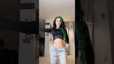 I like this dance 😋💚 #dance