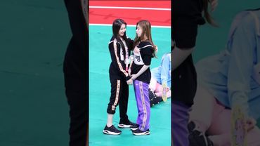 best sisters #chaeyeon #chaeryeong #itzy #jyp #izone #kpop #kpopedit #shorts #itzymidzy #kpopshorts