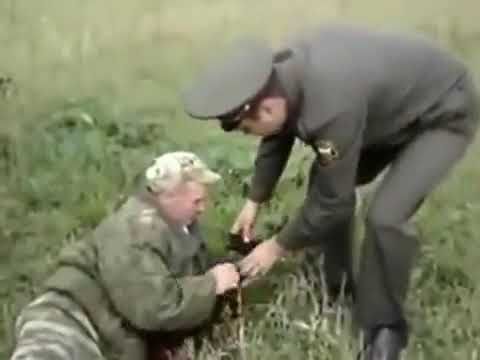 Прапорщик учит солдат ((РЖАЧ))