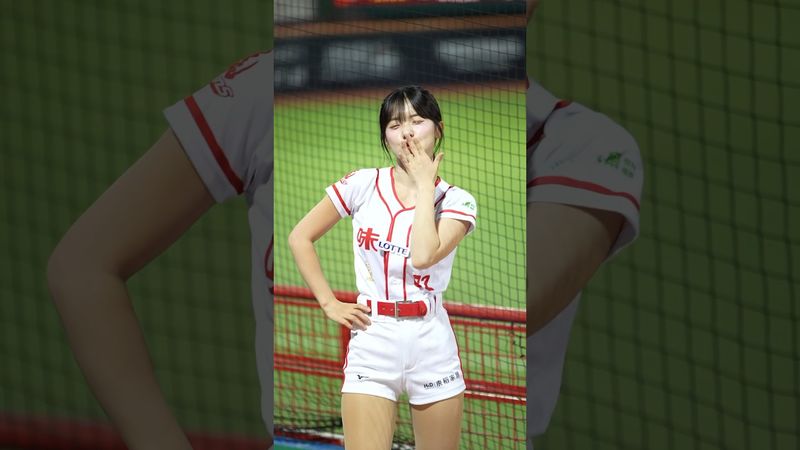 100分的眼神加上飛吻 這一套連招我沒了😍@lee_dahye #이다혜 #李多慧