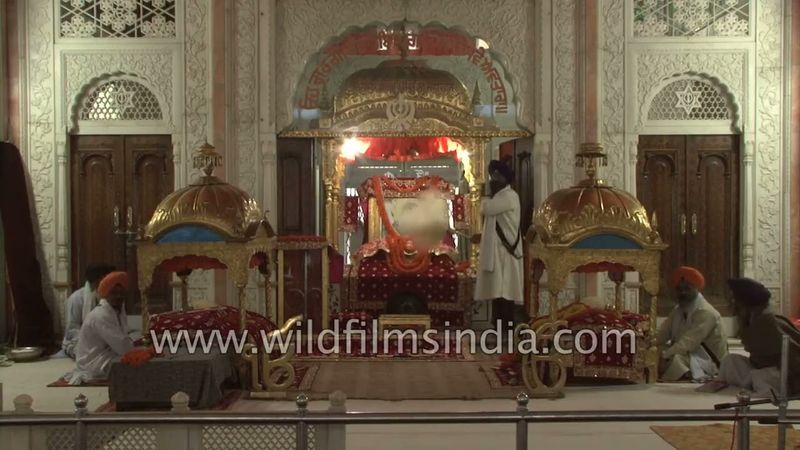 पटना साहिब गुरुद्वारा का अंदर का दृश्य: बिहार