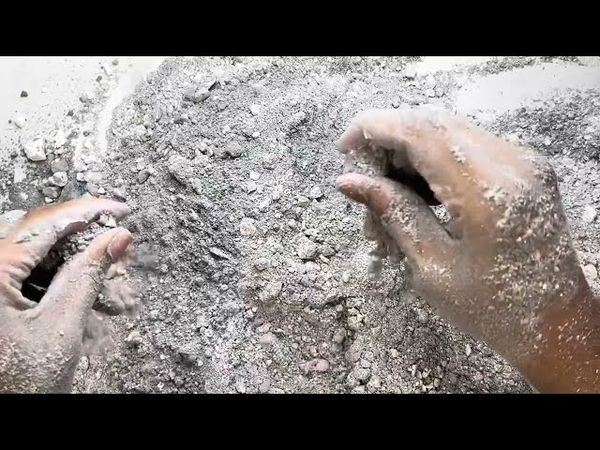 Crispy Dusty Gym Chalk Crush 