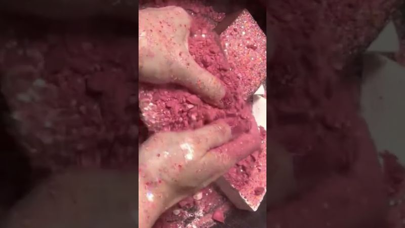 Red Dyed & Plain Chalk