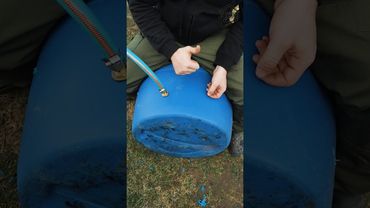 Как подключить шланг к бочке