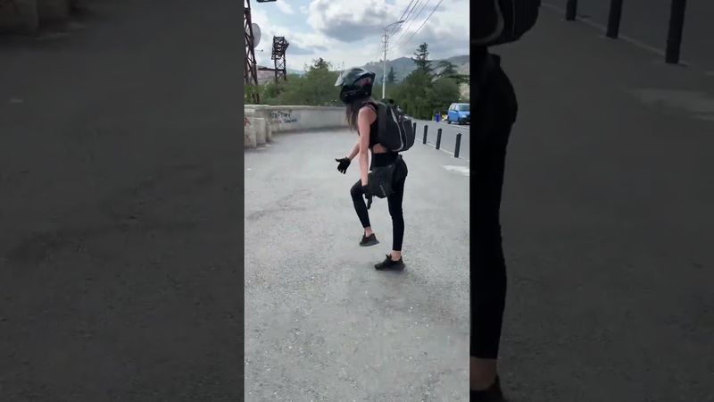 что это и чем это лечить?😅#мотоТаня #motoTanya moto girl bike girl в Грузии