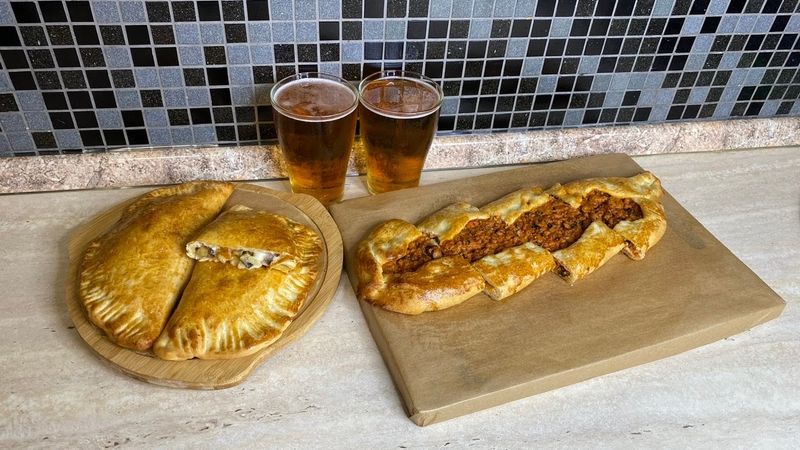 Когда обычные пирожки уже надоели)) Смотреть со звуком)