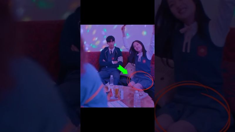 When hes protective🤭  #truebeauty #kdrama #edit #truebeautysuho #suho #foryou  #edit #fyp #foryou