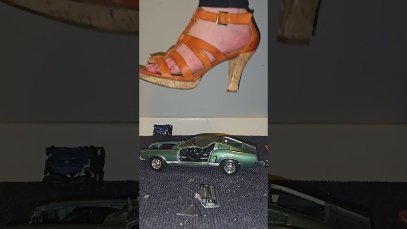Car stomped in heels full video on premium #modelcarcrush #asmrcrunch #asmrsounds #asmrcrushing
