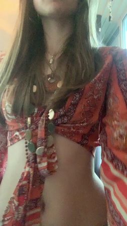 Perfect weather for this top today☀️|| #OOTD #fyp #wlw 