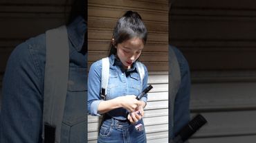 多慧竟然想把自己揍扁？！粉絲要送給多慧但本人表示：不用 球場很多🤣@lee_dahye