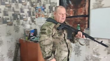 Автомат Калашникова заряжание и смена магазина