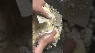 Dusty Gold & Silver Fresh Chalk