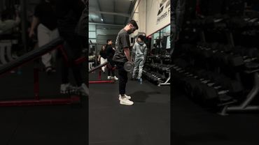 Peso muerto rumano con mancuernas - Isquio