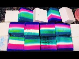 Beautifully Dyed“Rainbow Gains: 4-Toned Gym Chalk!”| GYM CHALK ASMR | Pebbles Play