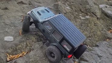 1/8 Rubicon mountain rock crawling #2