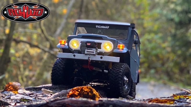 RC4WD 1/10 Scale Toyota FJ40 - Creekside Off-roading