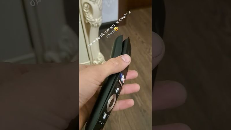 пульт  Haier HTR U29R открыть крышку сменить батарейки