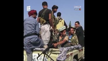 مليشيا الحوثي تمهد للسطو على مدينة عمال مصنع أسمنت باجل