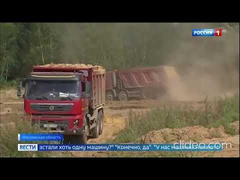 Грузовики разворотили единственную дорогу жителям деревни. Администрация бездействует. Воскресенск