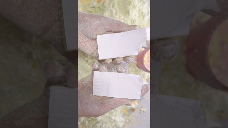 Some fresh ones #relax #crushingtime #oddlysatisfying #crunchycrumbles #sandmentcrushing