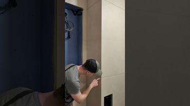 Я за это платить не собираюсь #василий_санузел #ремонт #ванная #герметик #люкподплитку