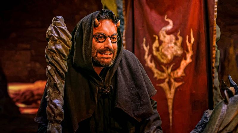 КТО СПАВНИТ ЛУТ ПЕРЕД БИТВОЙ С БОССОМ?