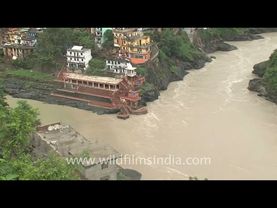 देवप्रयाग में अलकनंदा और भागीरथी नदी का संगम