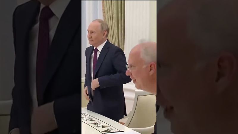 Путин отказался обсуждать мирный план США