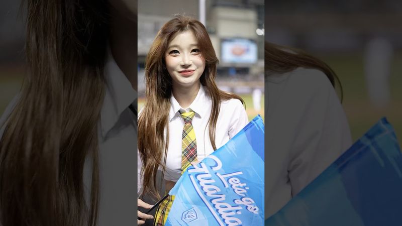 珠珠寶貝與粉絲們近距離的可愛互動 好喜歡呀😍@Jueun_0724 #이주은 #李珠珢 #cheerleader #fancam #shorts