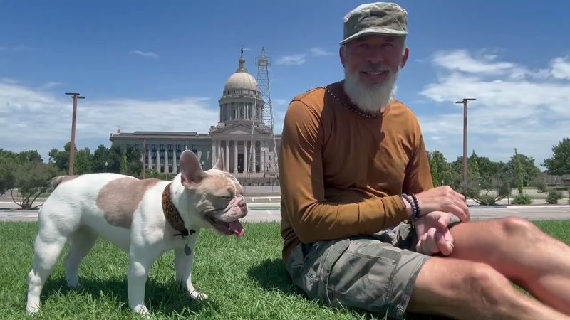 Развёлся? Живи так, чтобы бывшая завидовала  собаке.