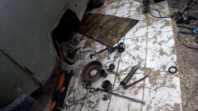 ТАКОГО Я НЕ ВИДЕЛ! Ступицы УАЗ чиним...