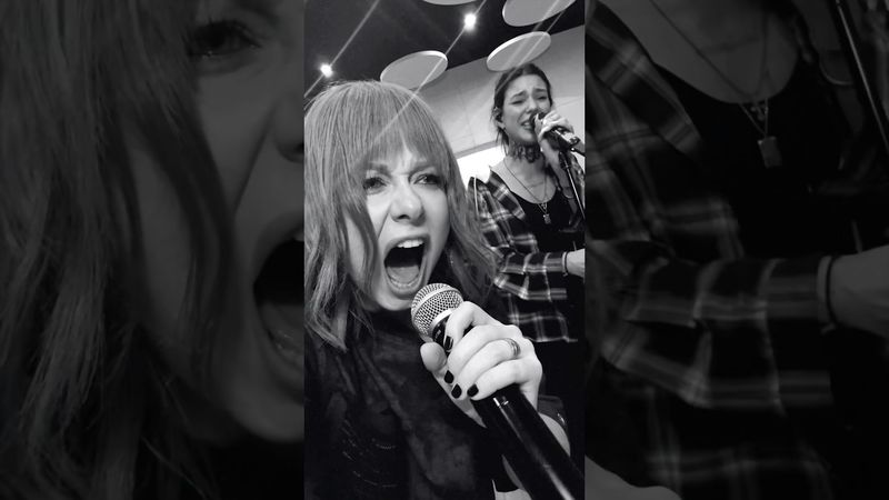 БАБОЧКИ С RAUSH #LIVE 🔥 услышите на моем концерте 18 октября в Питере #савичева #rock #live