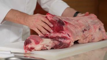 Сколько стоит самая лучшая говядина? Как разделать?