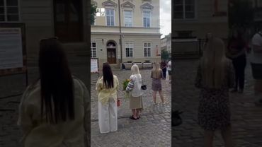 У День пам'яті полеглих захисників у центрі Львова відкрили символічну інсталяцію