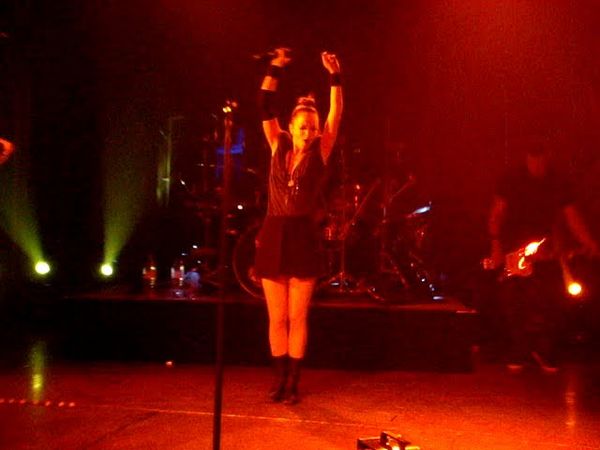 Garbage - Stupid Girl (LIVE in Novosibirsk) 05.11.2012