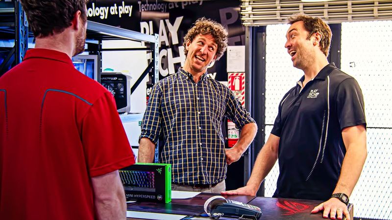 Когда ЖИВЕШЬ С ЗАКАДРОВЫМ СМЕХОМ - Bored на Русском