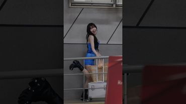 多慧上班路美麗身影 最後還俏皮勾腳回眸好喜歡😍@lee_dahye