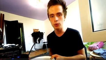 DIY ЕДА ОМЛЕТ из СТРАУСИНЫХ яиц??? (старое видео Альберта Кабуу)