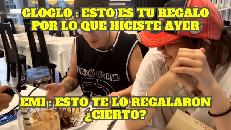 GLOGLO LE DA UN REGALO A EMIKUKIS POR LO QUE LE HIZO EN SU CUMPLEAÑOS Y ELLA DESCUBRE SU ENGAÑO