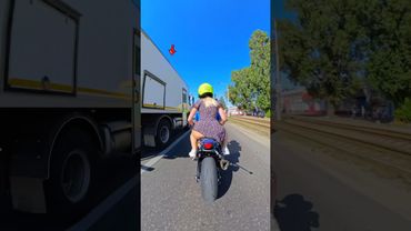 Он нас не ЗАМЕТИЛ..😅 Когда водитель грузовика не успел ОЦЕНИТЬ вид мотоцикла😂 #bikelover #мото