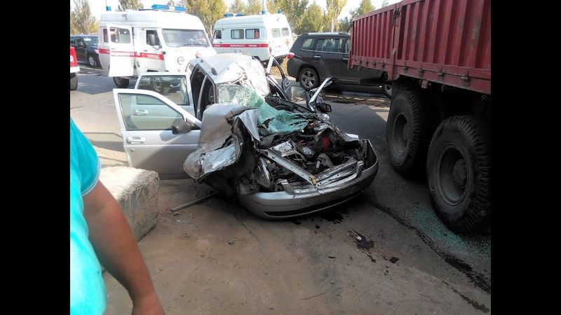 ЖУТКИЕ аварии на дороге! Жесть! 18+