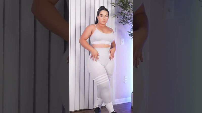 Street Fashion Style #StreetStyle #fashion