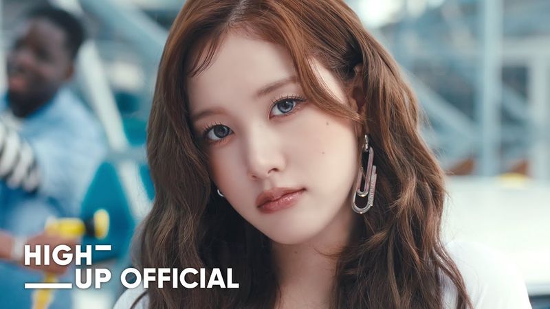 STAYC(스테이씨) ‘I WANT IT’ MV