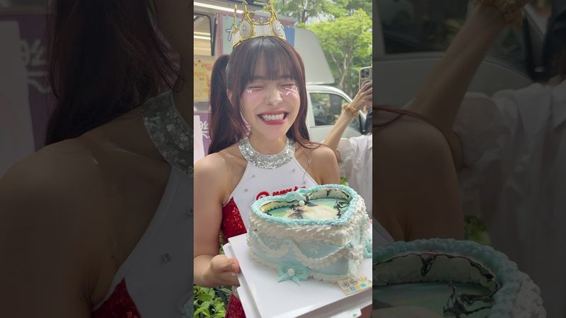 多慧生日快樂！妳許的願望一定都會實現的 我們會一直陪著妳🥰@lee_dahye