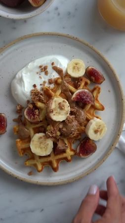 Waffles 🧇 3-4  waffles piccolini: 30 gr farina di avena 1 uovo 2 cucc...