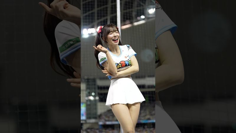 多慧很皮還模仿權喜原講中文的口音 笑死我了🤣@lee_dahye